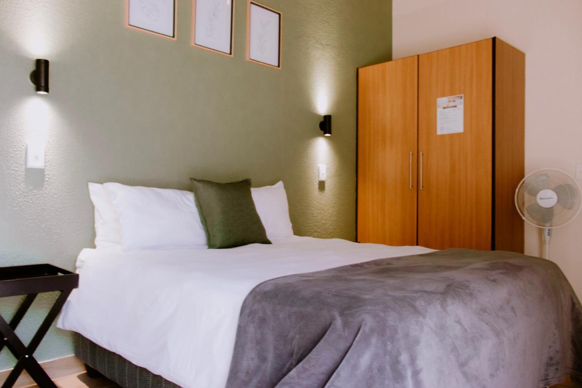 Desert Dreams Bed And Breakfast Cc Walvis Bay Extérieur photo